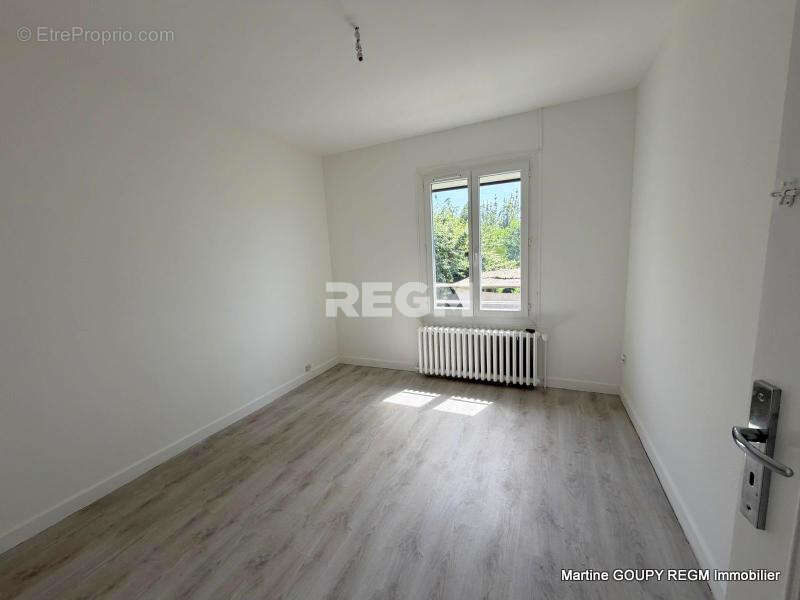 FLEURY-LES-AUBRAIS (45400)   Maison rénovée 160 m2 à fort potentiel d’évolution et double projection   5 chbr - photo 12