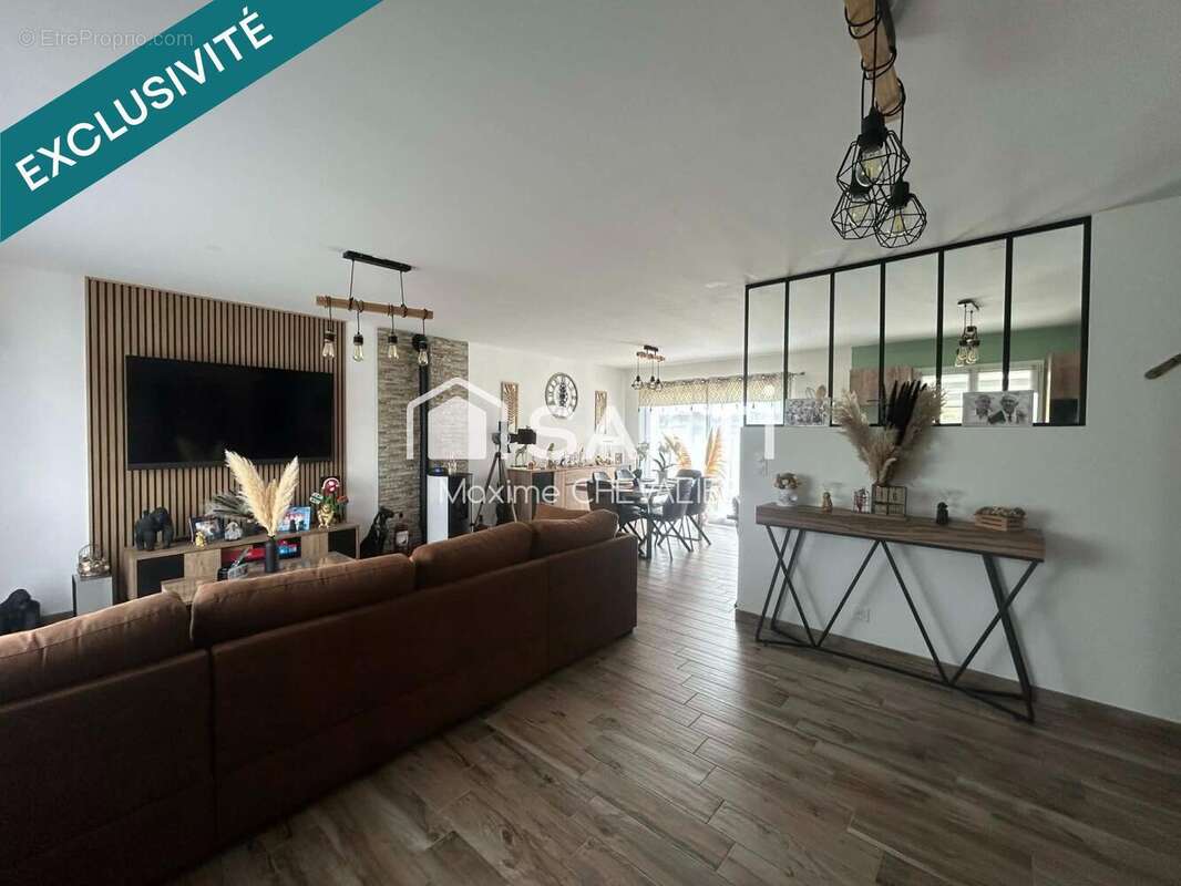 Maison 100 m² à Saint-Aout  - photo 4