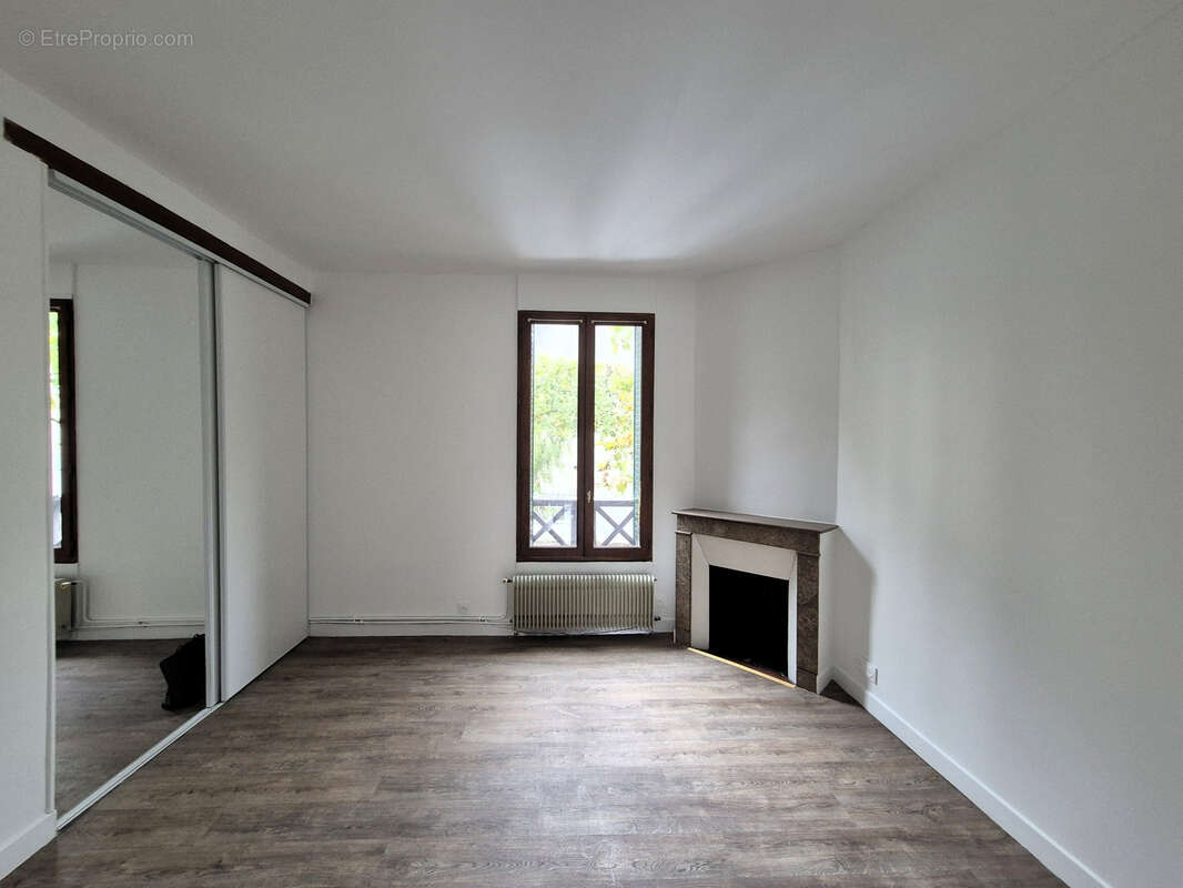 Appartement à NOGENT-SUR-MARNE