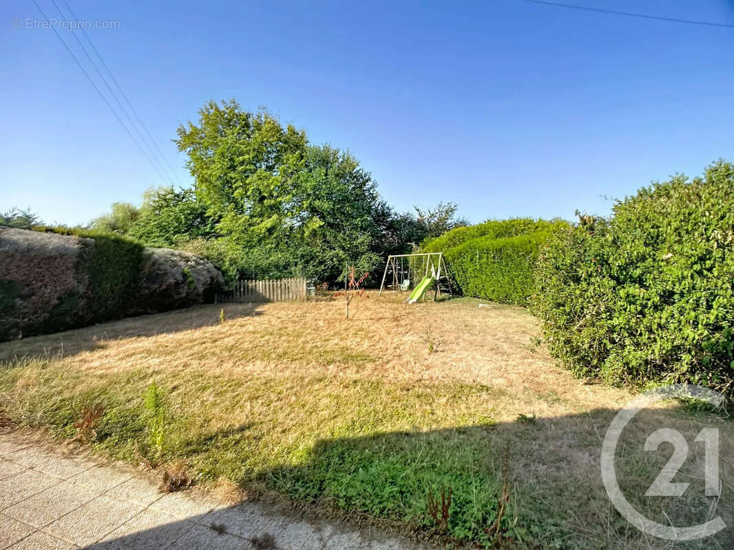 Maison 6 pièces 137 m² à vendre à Trie-La-Ville (60590) - photo 3