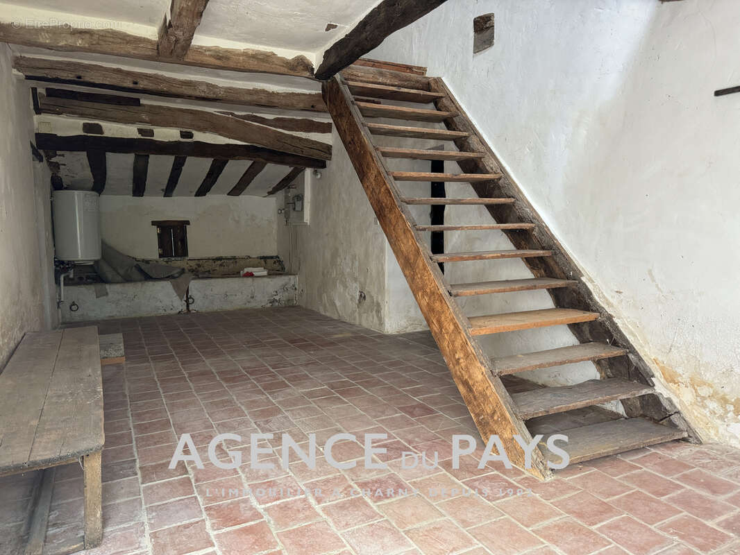 Maison à CUDOT
