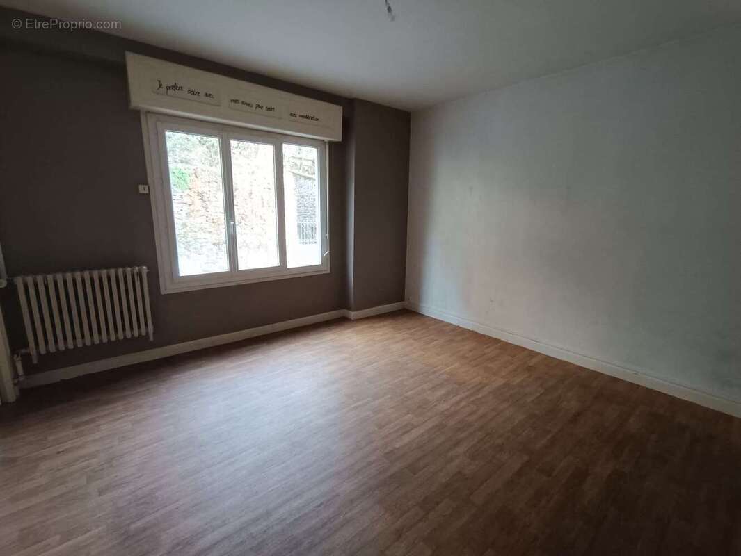 Appartement 85 m² à Tulle  - photo 18