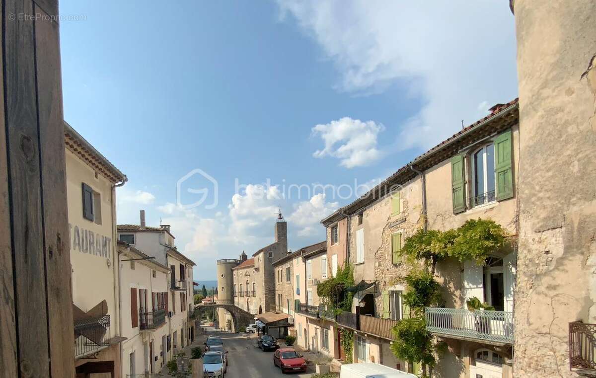Maison à LEZAN