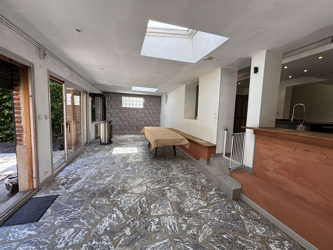 Maison 162 m² à Saint-Martin-Sur-Ecaillon  - photo 5