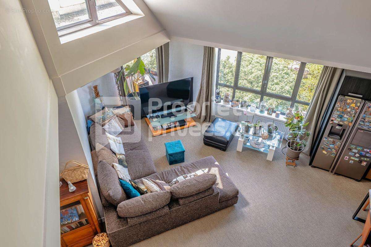 Appartement à SURESNES