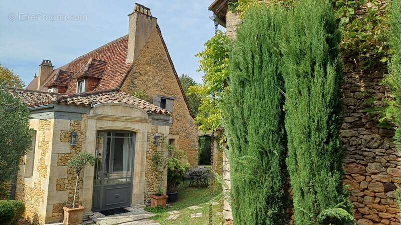 Maison à SAINTE-ALVERE