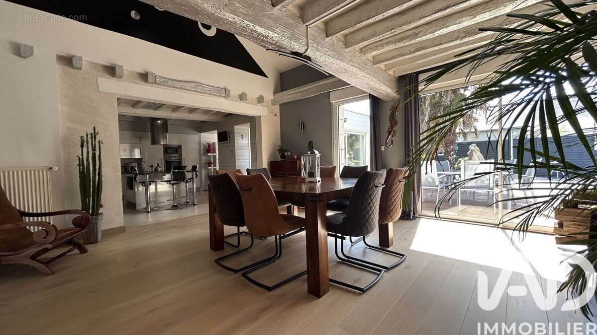 Photo 7 - Maison à SAINT-CLEMENT-DES-LEVEES