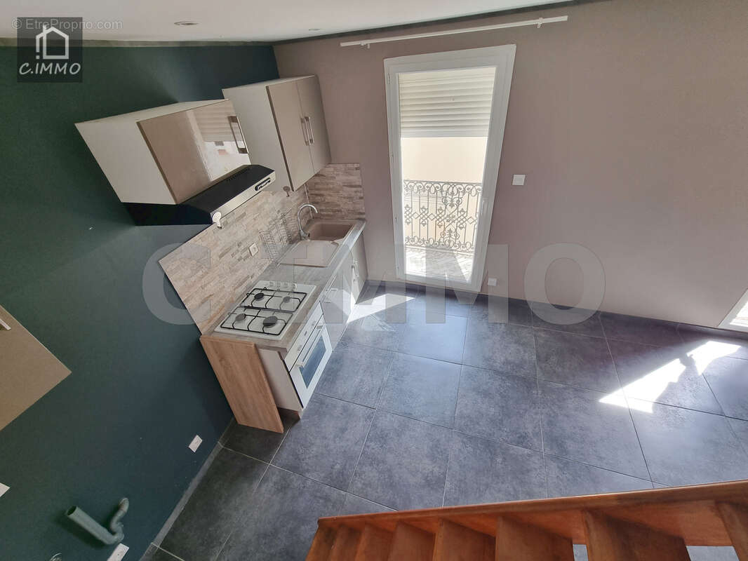 Appartement à ABEILHAN