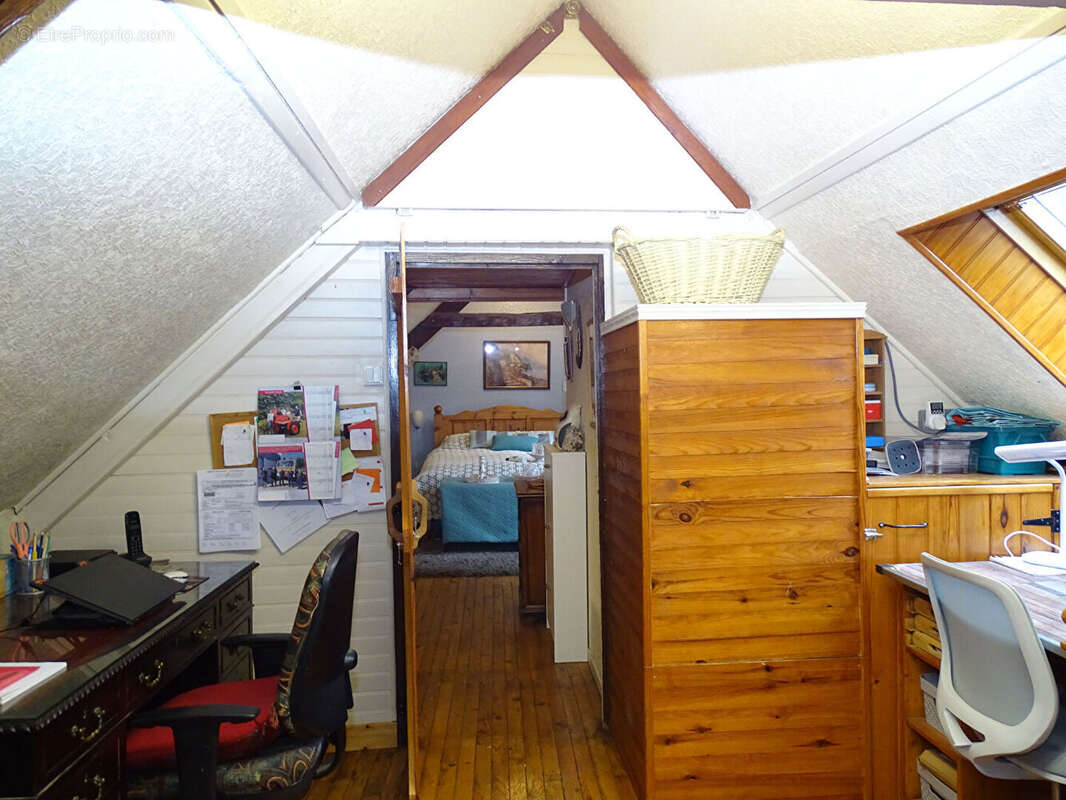 Maison à SAINTE-TREPHINE