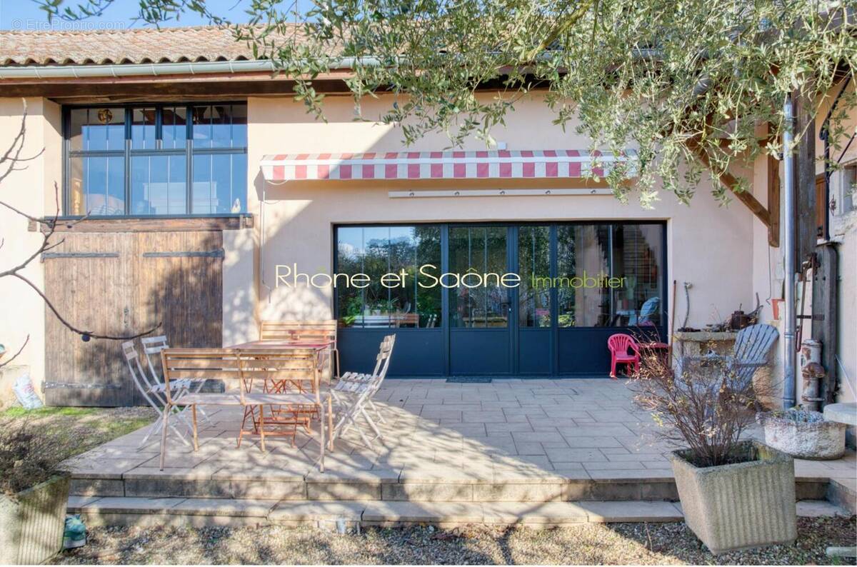 Photo 1 - Maison à FAREINS