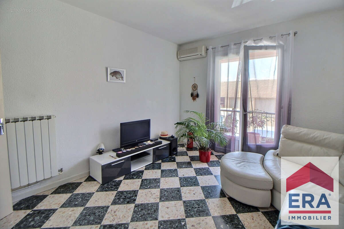 Appartement à PIERRELATTE