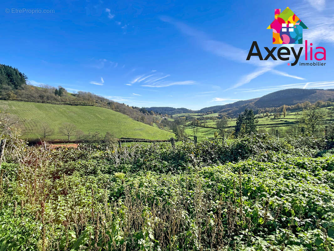 Maison à SAINT-BONNET-DES-QUARTS