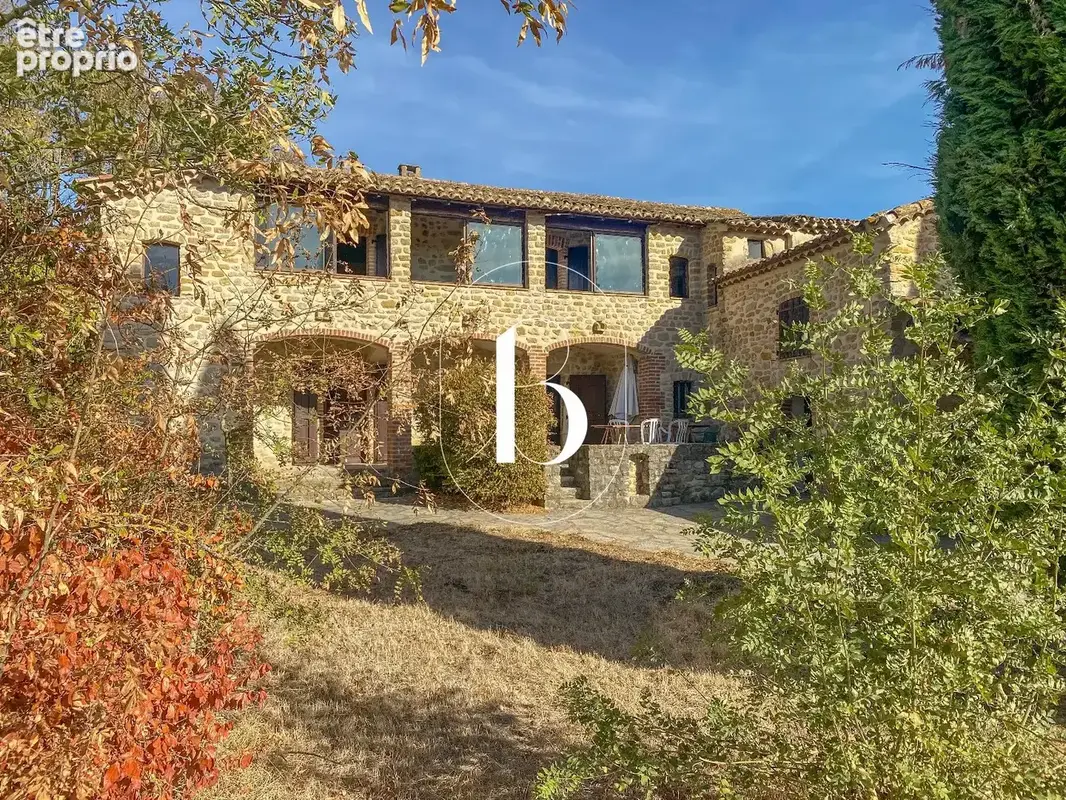 Photo Maison à Barjac au prix de 520 000€