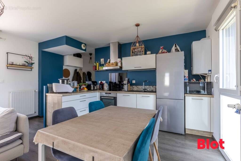 Appartement à LE RHEU
