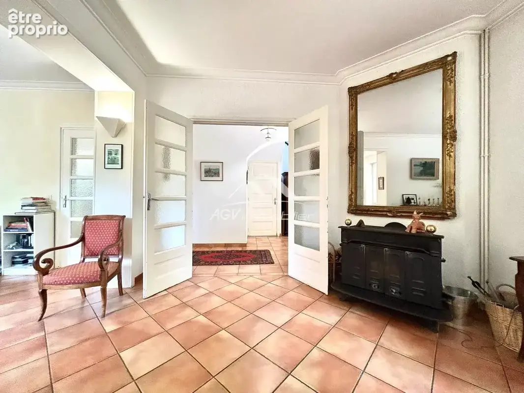 Propriété de charme en pierre avec piscine - 7 chambres - 2 703m² de terrain - photo 6