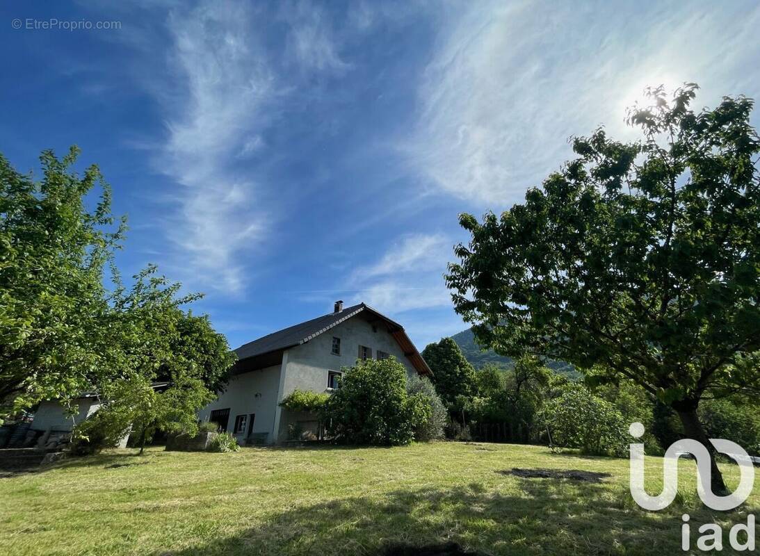 Photo 1 - Maison à CHAMPAGNE-EN-VALROMEY