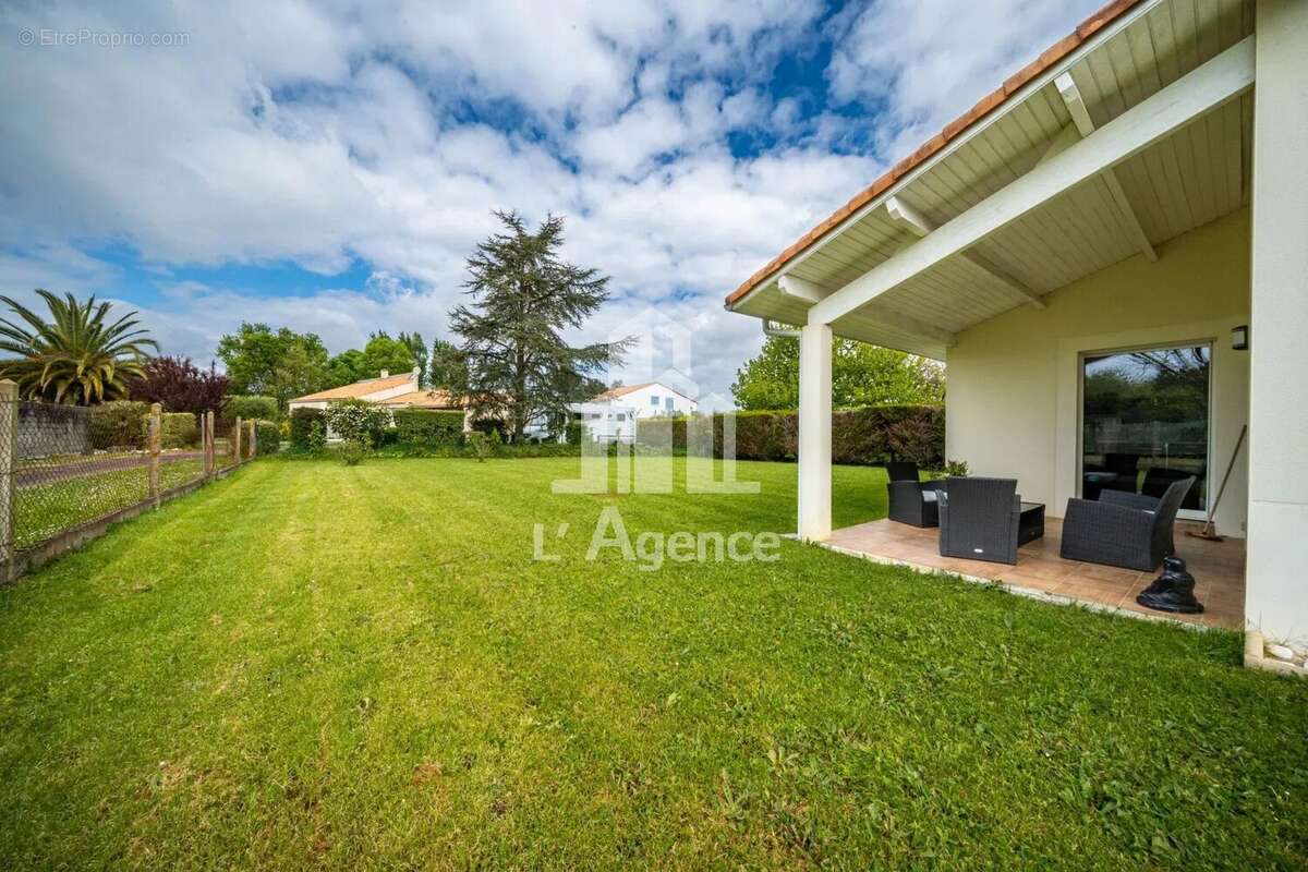 Maison à SAINT-PALAIS-SUR-MER