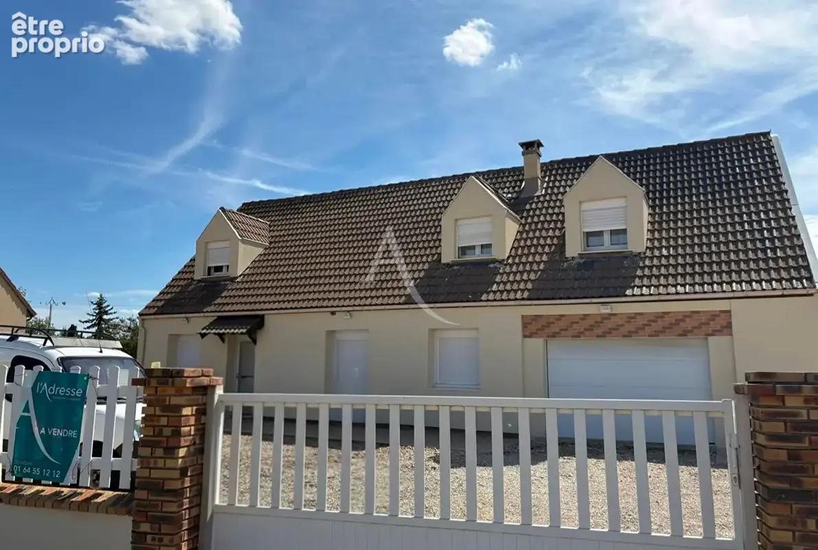 Maison à DOURDAN