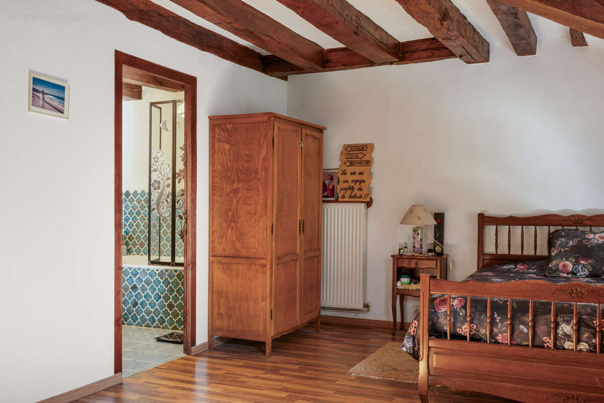 Maison à COSNE-COURS-SUR-LOIRE