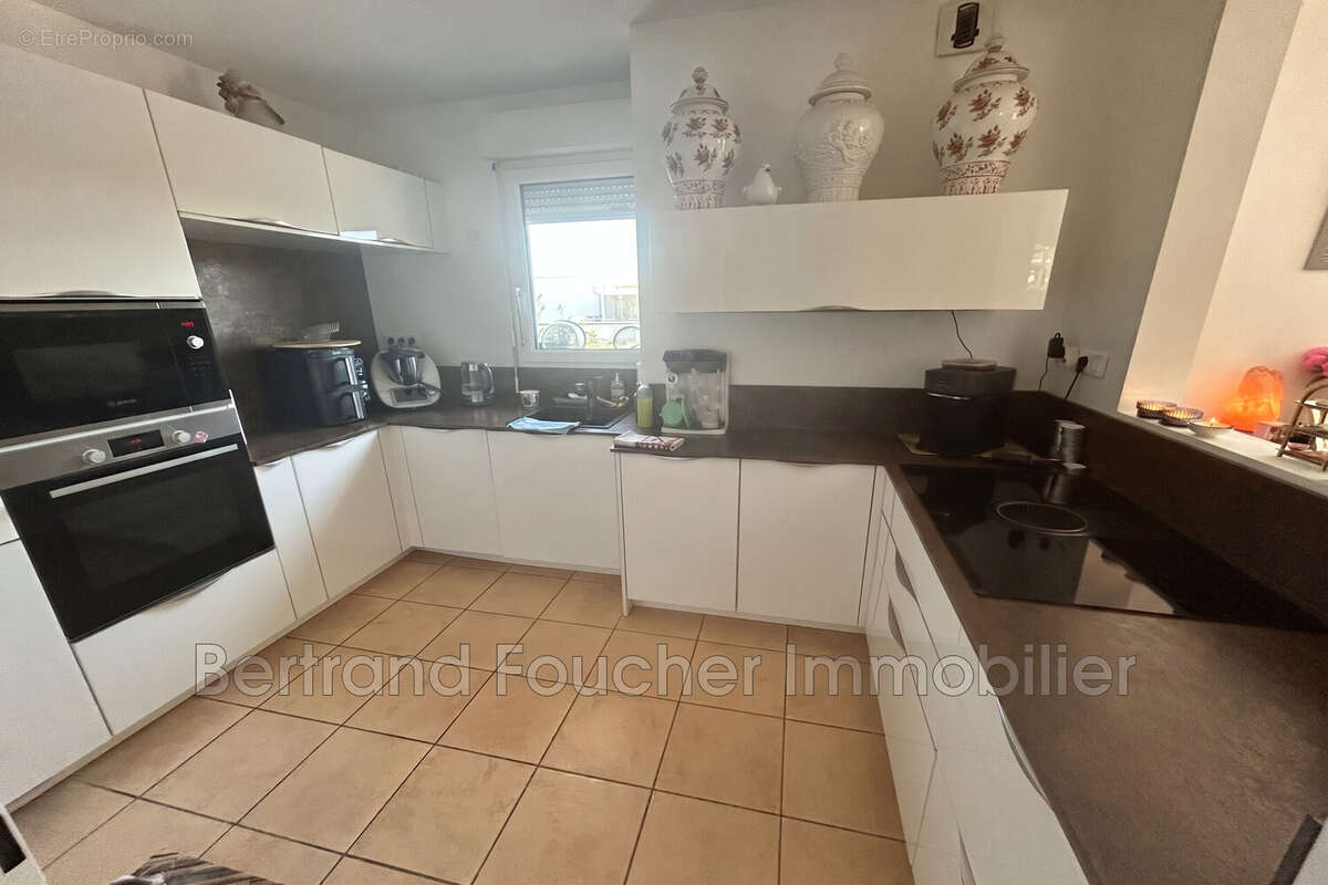 Appartement 91 m² à Cavalaire-Sur-Mer  - photo 9