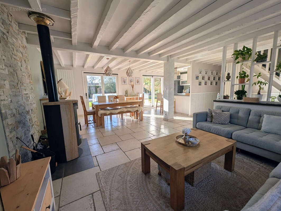 Maison à MILLY-LA-FORET