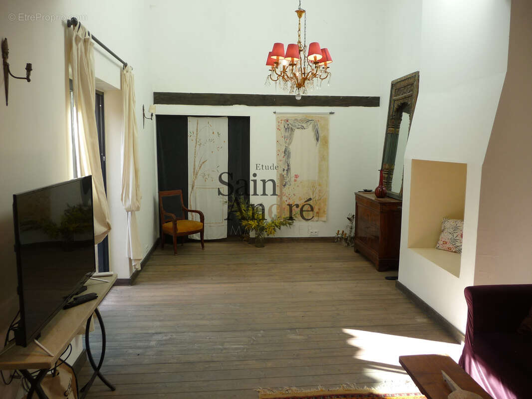 Maison à ROUSSINES