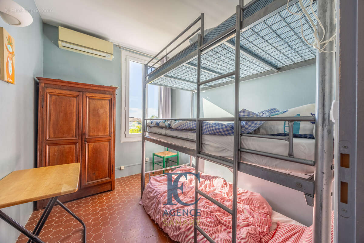 Maison à SIX-FOURS-LES-PLAGES