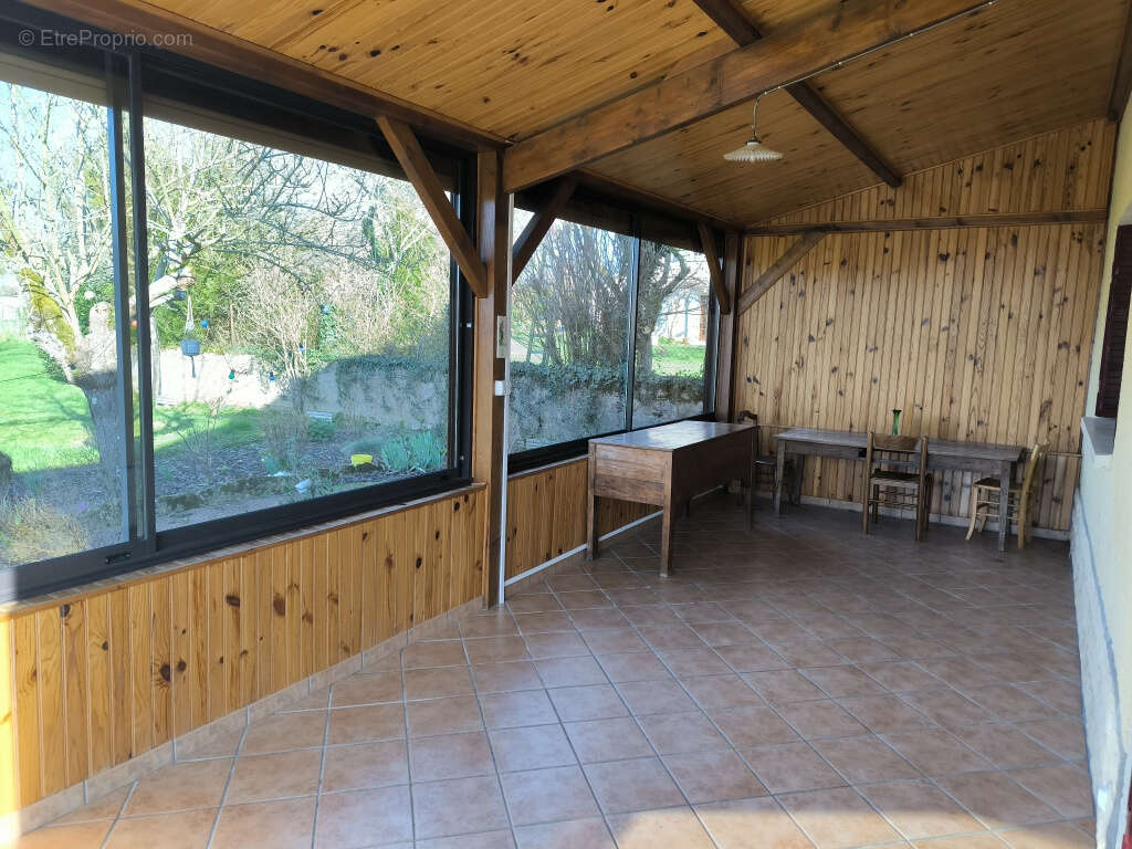 Maison à CERVON