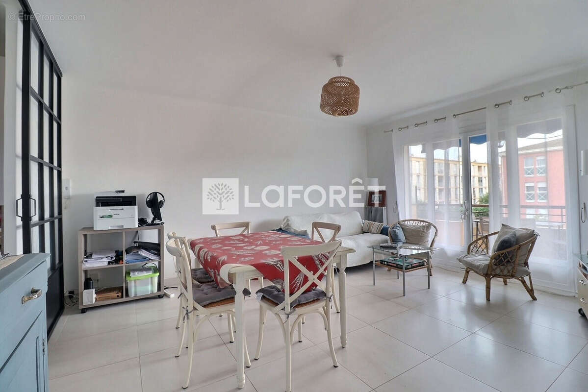 Appartement Saint Raphael 3 pièce(s) 63 m2 - photo 3