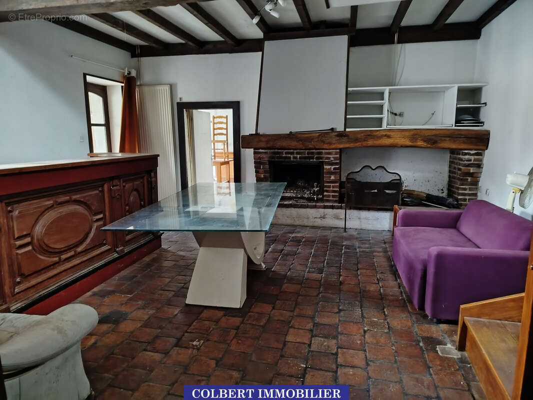 Maison à MONETEAU