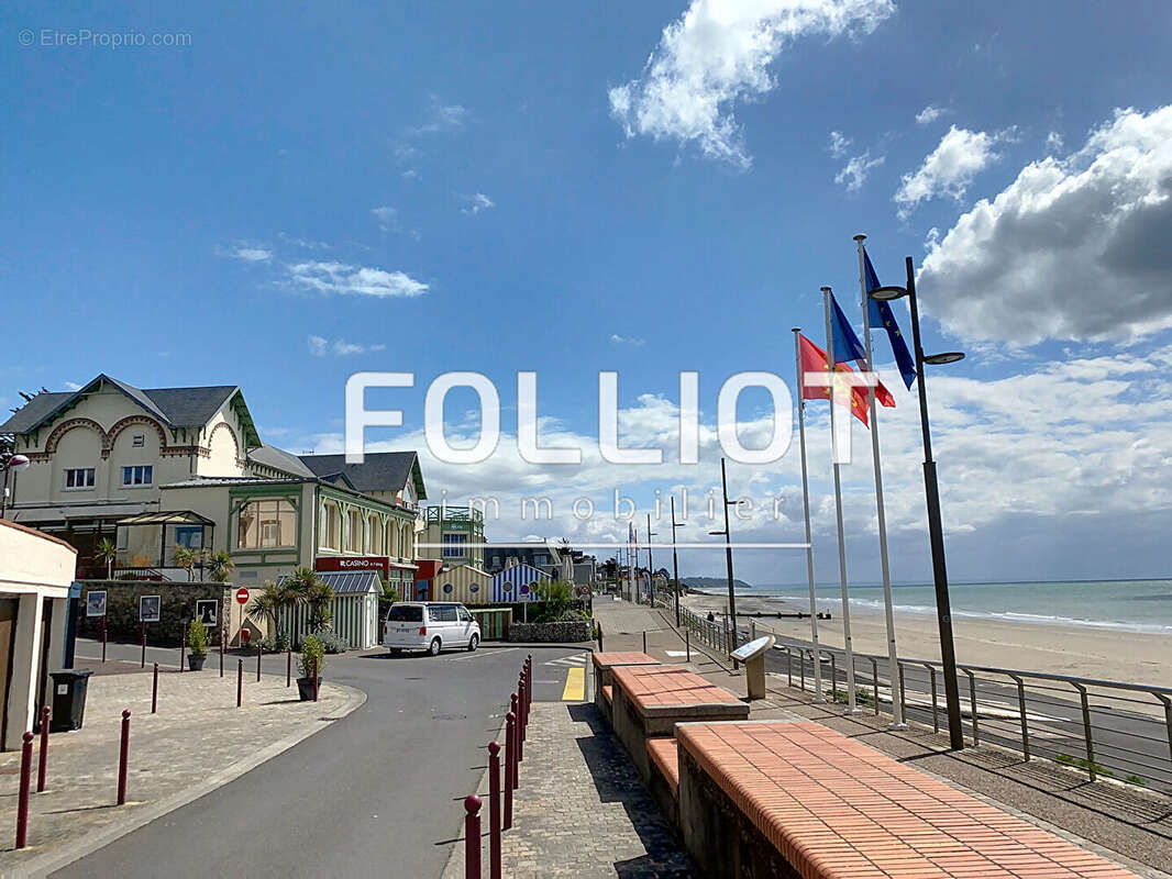 Maison à SAINT-PAIR-SUR-MER