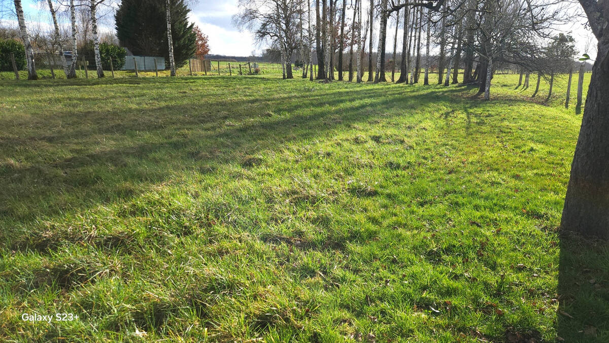 Terrain à CHAUFFOUR-LES-BAILLY