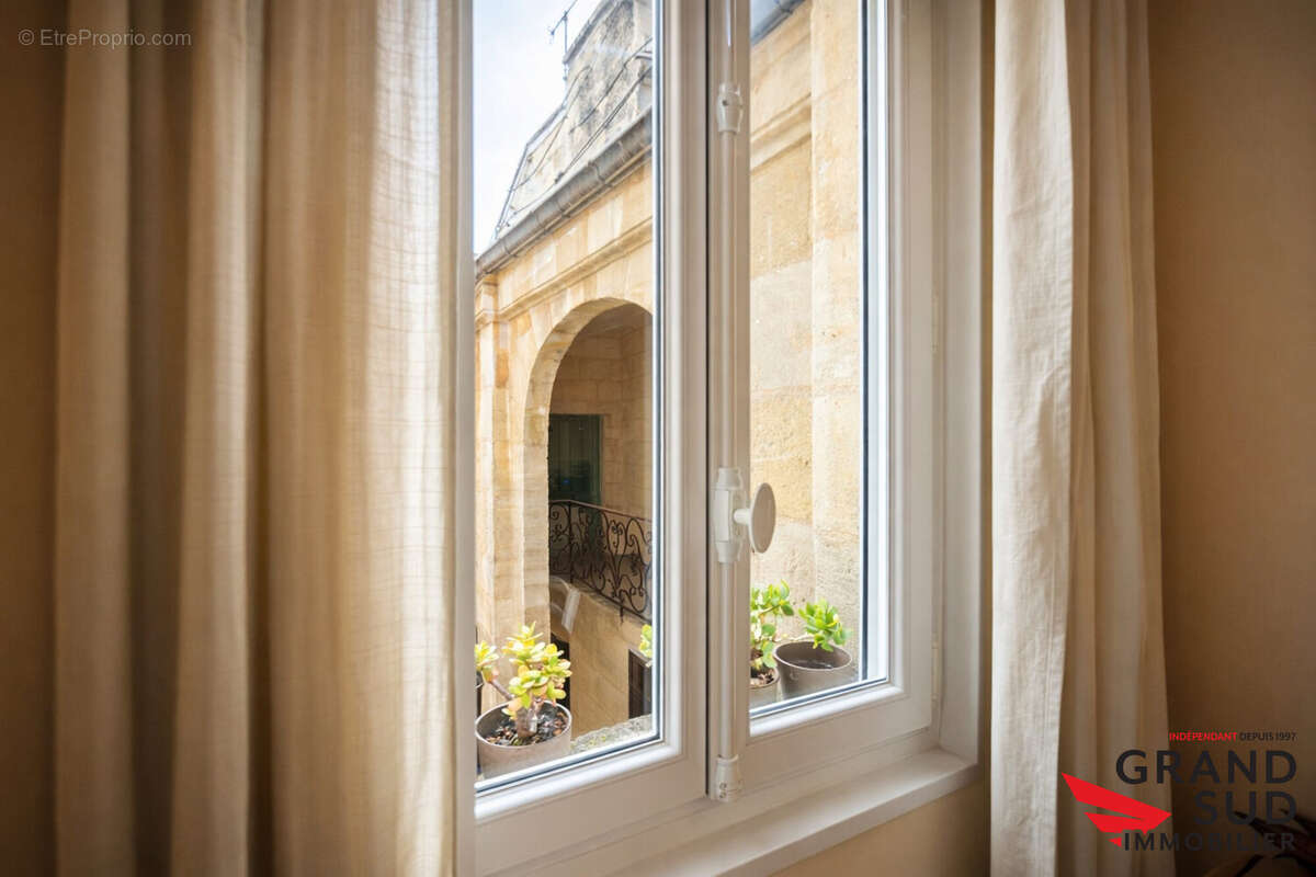 Appartement à BORDEAUX