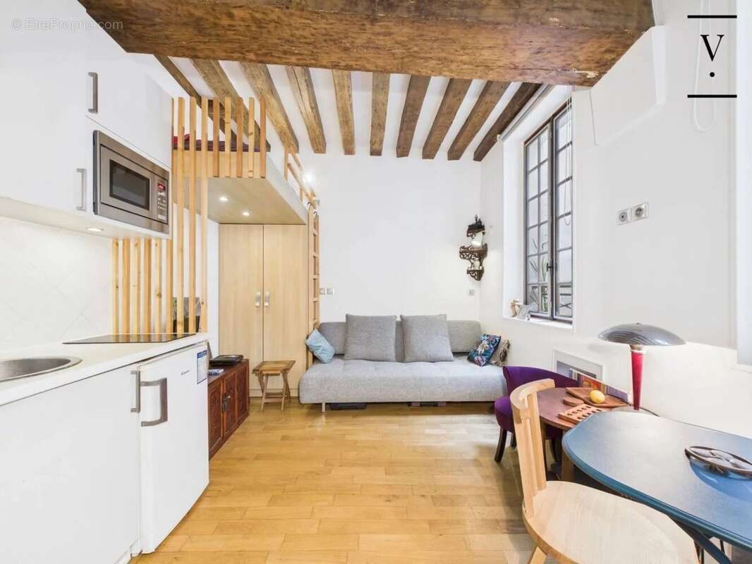 Appartement à PARIS-4E