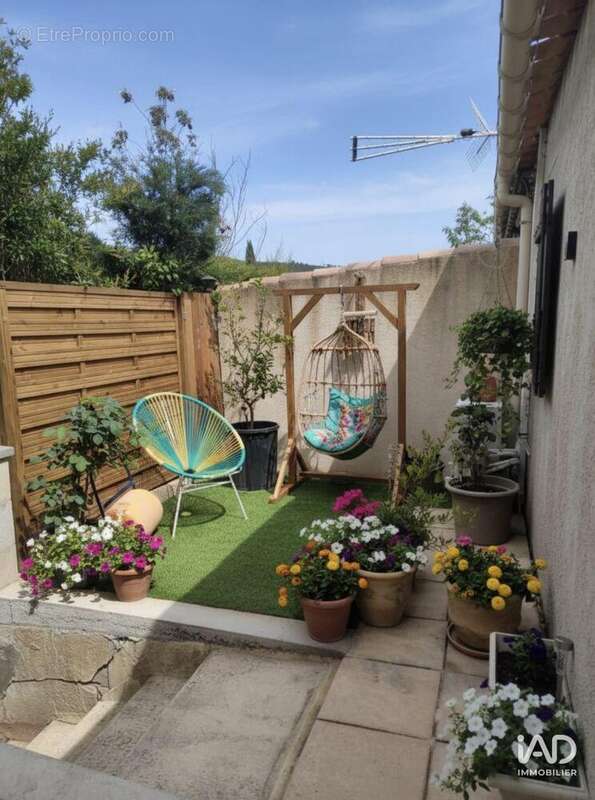 Photo 2 - Maison à FORCALQUEIRET