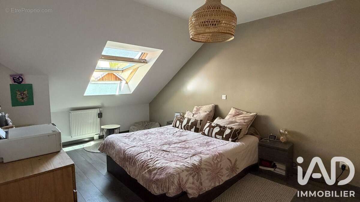 Photo 7 - Appartement à VERT-SAINT-DENIS
