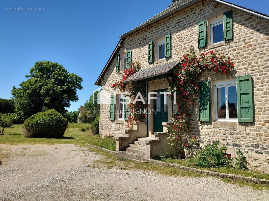 Photo 1 - Maison à SAINT-PRIVAT