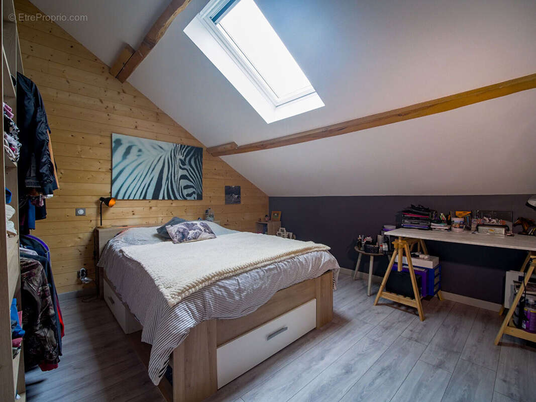 Maison à SAINTE-EULALIE-EN-BORN