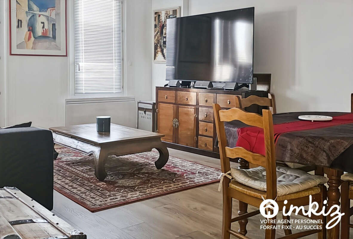 Appartement à PARIS-10E