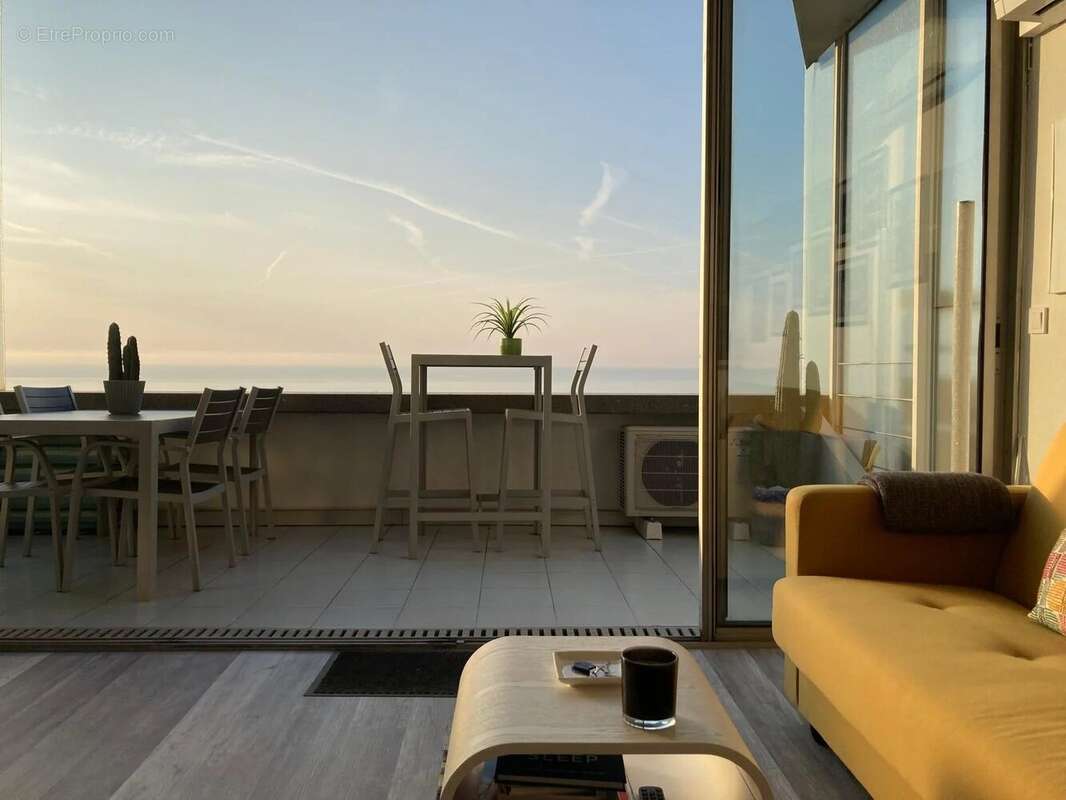 Cap d'ail. rare. 27m2 + parking 370 000€ - photo 9