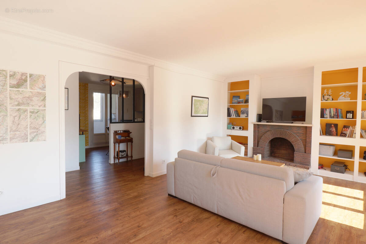 Appartement à CALUIRE-ET-CUIRE