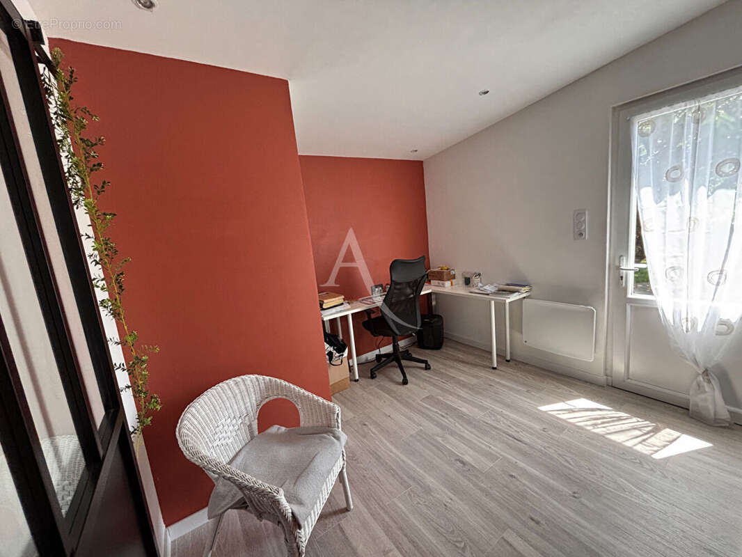 Maison à DERVAL