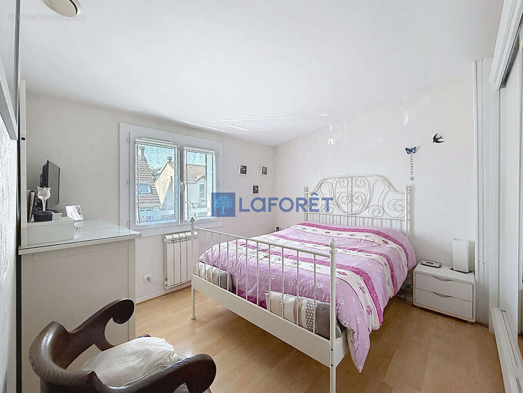 Maison Saint-germain-les-corbeil 7 pièces 5 chambres - photo 11