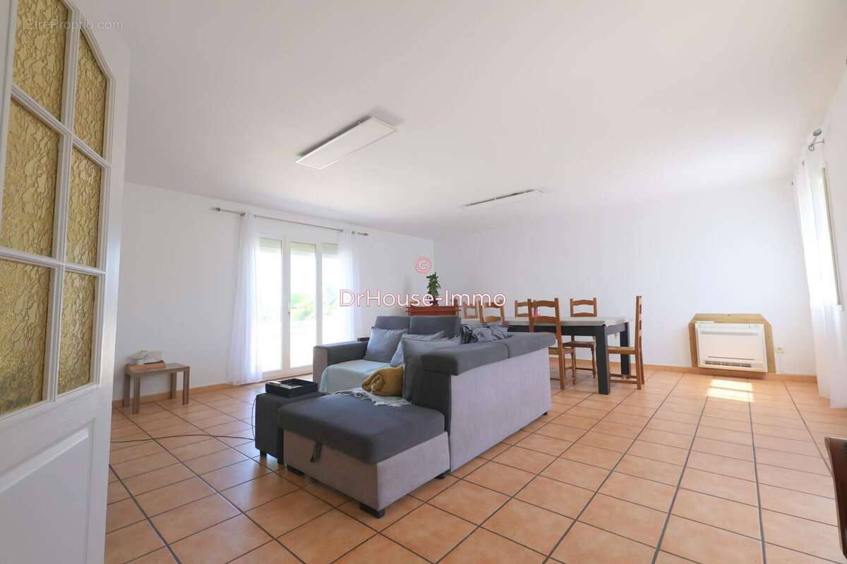 Maison à SAINT-HIPPOLYTE