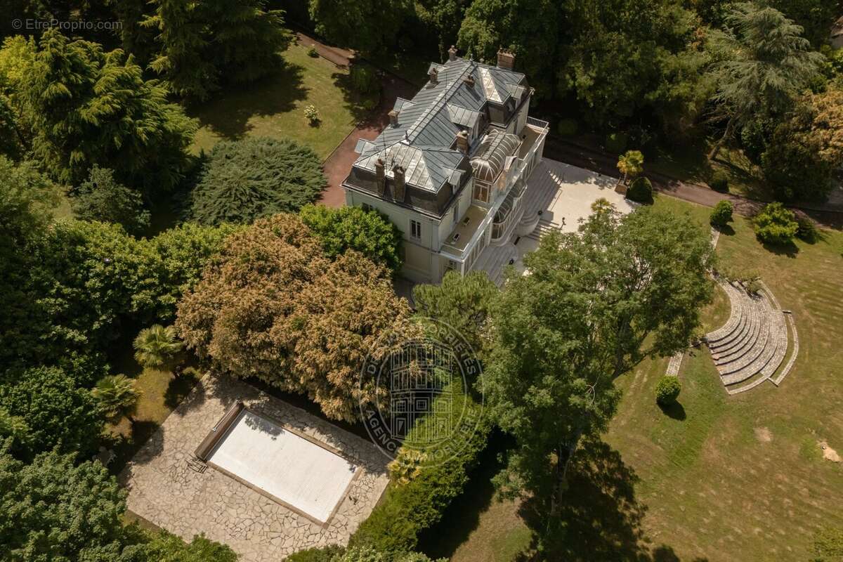 Maison à RUBELLES