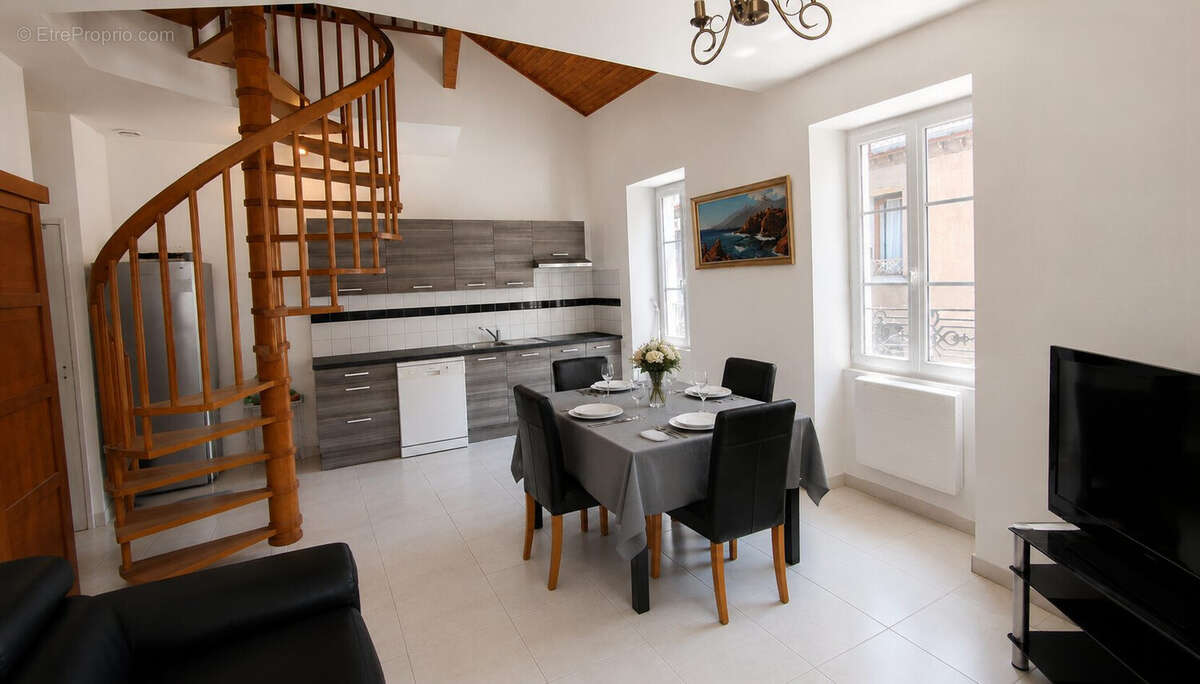 Appartement à SEYSSEL