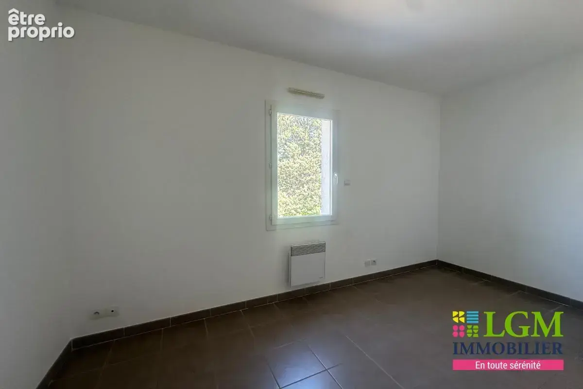 NÎMES - Maison mitoyenne avec jardinet Castanet - photo 12