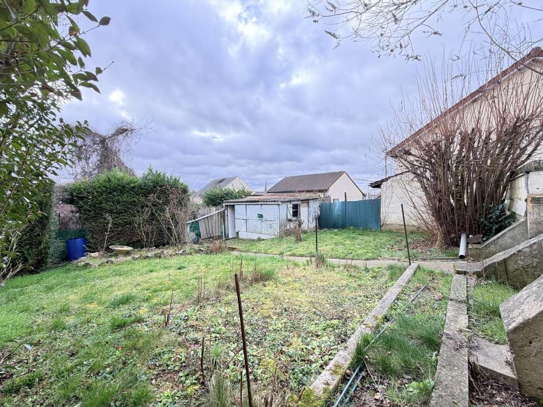 Maison à GOUSSAINVILLE