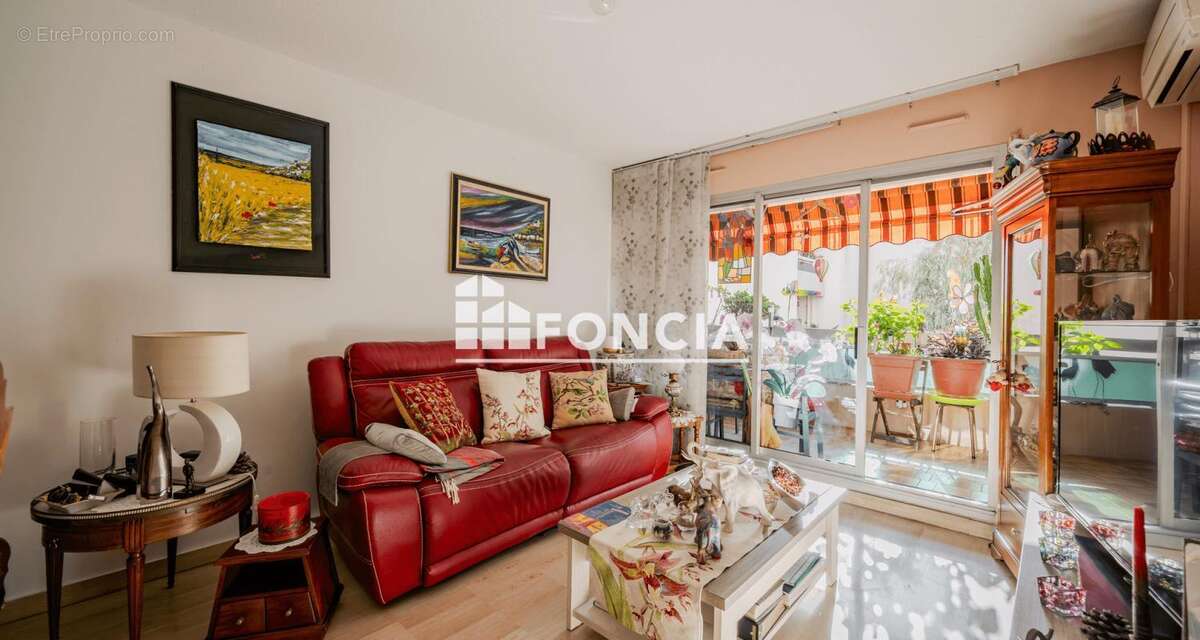 Appartement à HYERES