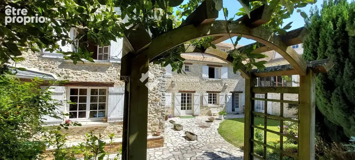 Maison 8 pièces 274 m² à vendre à Thoiry (78770) - photo 4